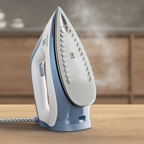 Парогенератор Electrolux E5ST1-2DB: Объем резервуара для воды, л 1.2