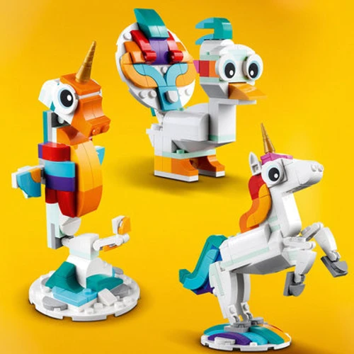 Конструктор LEGO Creator Магический единорог (31140): Количество деталей, шт. 145