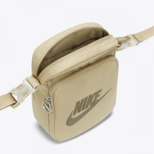 Сумка на плече Nike Heritage Crossbody - Mtlc M 4L хакі Уні 18x7.5x23 см (FB3041-276): Колір зеленый