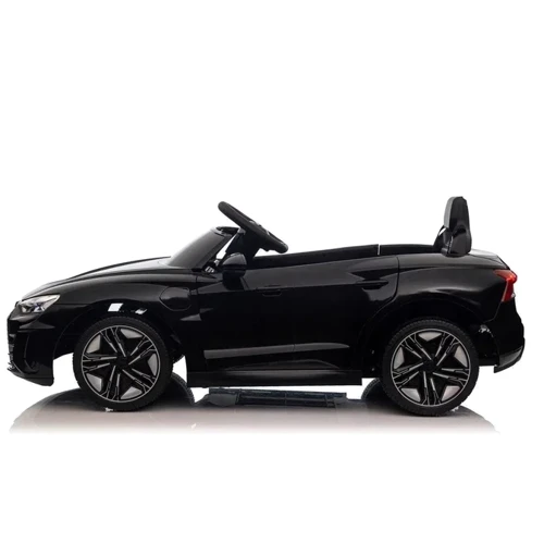 Дитячий електромобіль Bambi Racer Audi Audi e-tron GT чорний (M 4938EBLR-2): Матеріал корпусу пластик