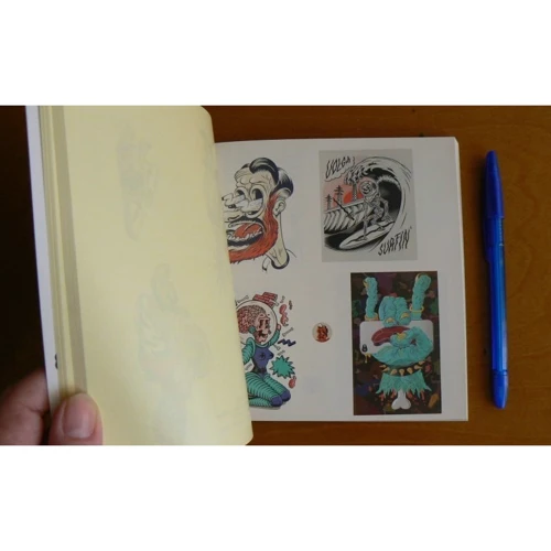 Sticker Bombing. 250 ярких стикеров от самых популярных дизайнеров: Обложка Мягкая