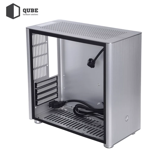 Корпус QUBE V9 Silver Patriot_V9_Ghost (QBV9M_WSNU3PG): Материал передней панели Алюминий