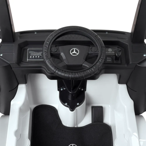 Детский электромобиль Грузовик Bambi Racer Mercedes с прицепом, белый (M 4208EBLR-1(2)): Материал корпуса пластик