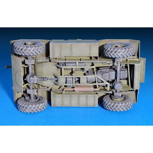 Сборная модель MiniArt Британский бронеавтомобиль AEC Mk.III (MA35159) фото 4