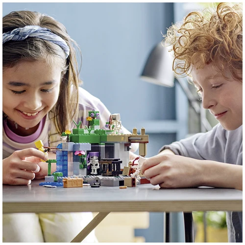 Конструктор LEGO Minecraft Підземелля скелета (21189) фото 7