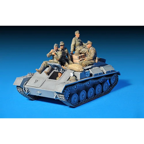 Збірна модель MiniArt Німецький артилерійський тягач Т-70 (R) з 7,62 см FK 288 (R) (MA35039) фото 5