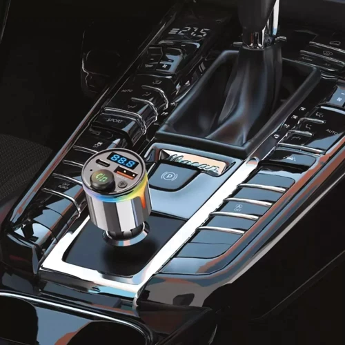 Зарядное устройство Proove Car Charger USB+USB-C FM Launcher Nexus PD+QC3.0 30W Black (FMNX30110001): Количество USB-портов 2