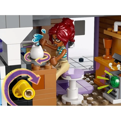 Конструктор LEGO Friends Хартлейк-Сіті Квартири та магазини 2040 деталей (42670) фото 8
