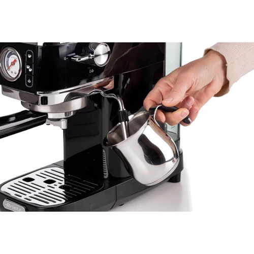 Кавоварка Ariete 1381 Black: Тип ріжкова кавоварка еспресо