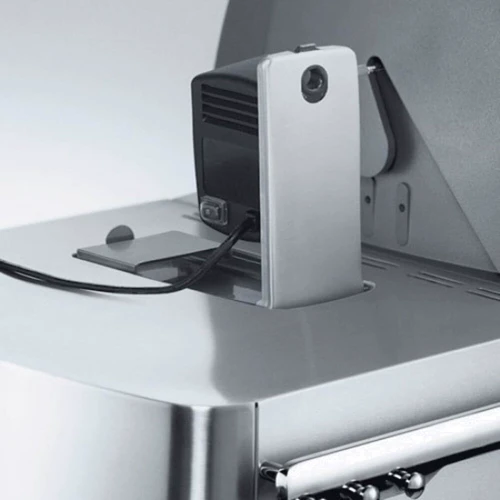 Гриль газовый Weber Summit S-670 7370075: Особенности С решеткой, С крышкой, С колесами, Термометр
