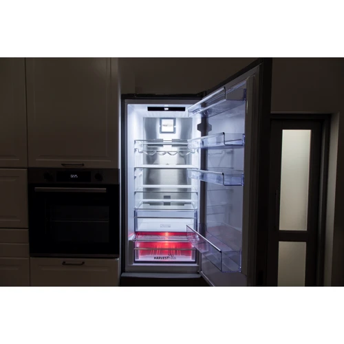 Холодильник Beko RCNA406E63ZXBN: Об'єм холодильної камери, л 253