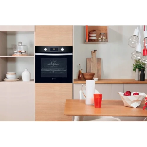 Духовой шкаф электрический Indesit IFW 4841 JC BL: Объем, л 71