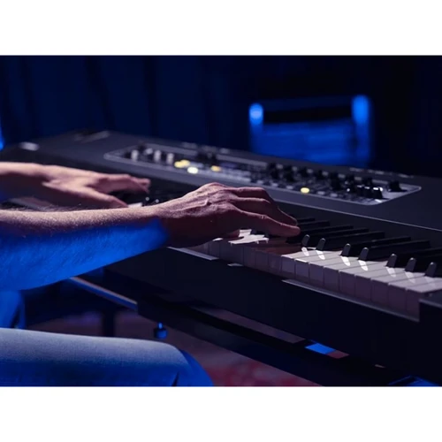 Сценічне цифрове піаніно Yamaha CK61