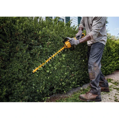Кусторез DeWALT DCMHT573X1: Расстояние между ножами, мм 31
