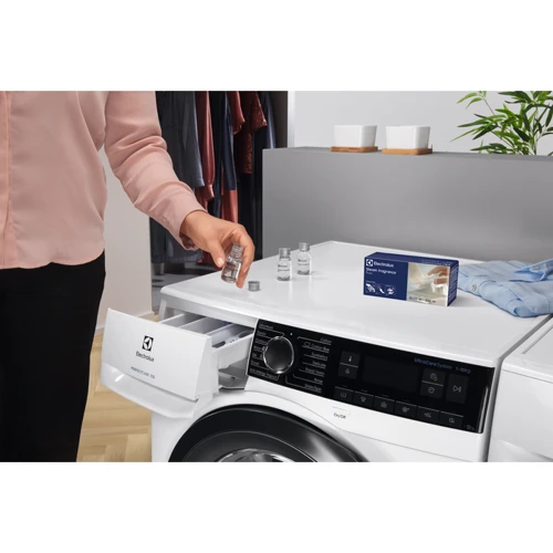 Стиральная машина Electrolux EW9W161B: Тип загрузки фронтальная