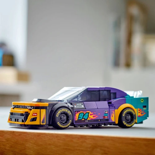 Конструктор LEGO Speed Champions NASCAR® Next Gen Chevrolet Camaro ZL1 (76935) фото 8