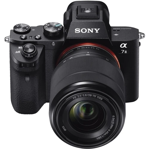 Sony Alpha A7 II kit (28-70mm) (ILCE7M2KB.CEC) UA: Чутливість ISO 100-25600 ISO, Auto ISO