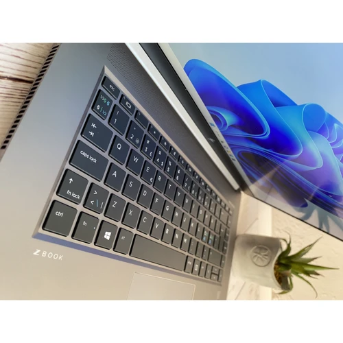 HP Zbook Studio G7 (8YP38AV) Approved Витринный образец фото 12