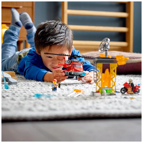 LEGO City Пожежний рятувальний вертоліт (60281) фото 9