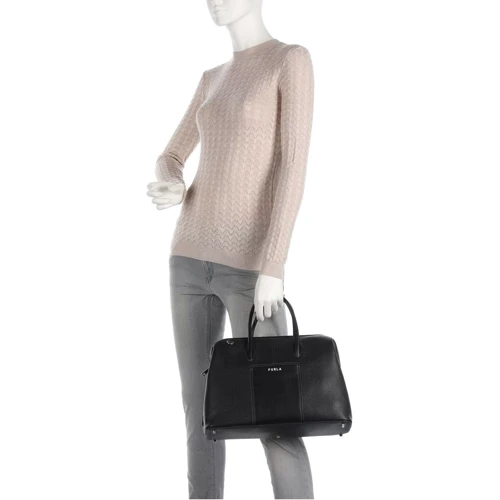 Женская сумка тоут Furla Ninfa М Boston черная (WB00460BX0238O6000): Застежка Молния
