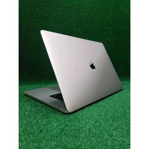 Apple MacBook Pro 15" Silver (MLW82) 2016 Approved фото 4