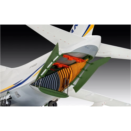Сборная модель-копия Revell Грузовой самолет АН-124 Руслан уровень 5 масштаб 1:144: Масштаб 1:144