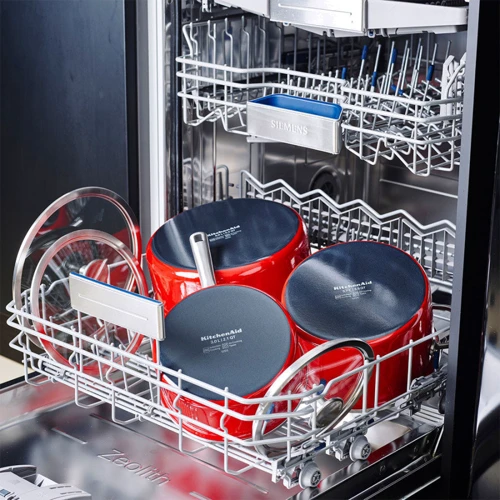 Набір посуду KitchenAid Steel Core 8 предметів 16/20/24 см 1.3/3.7/6 л червоний (CC004920-001) фото 10