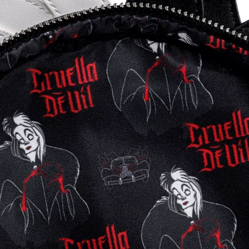 Рюкзак Loungefly Disney - Villains Cruella De Vil Spots Cosplay Mini Backpack (WDBK1534): Корпус рюкзака Мягкий