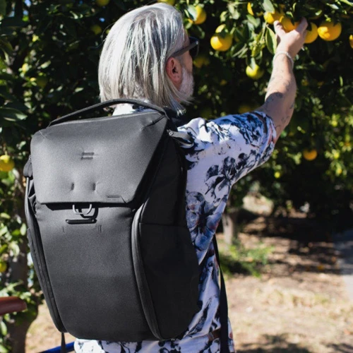 Peak Design Everyday Backpack 20L Black (BEDB-20-BK-2) for MacBook Pro 15-16" фото 6