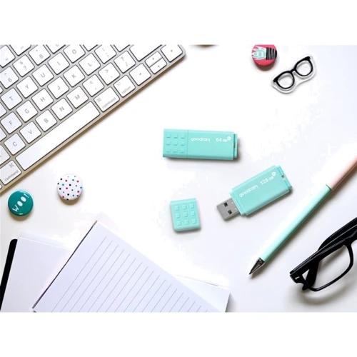 USB-флешка Goodram 64GB UME3 Care Green USB 3.0 (UME3-0640CRR11): Вес 9 г