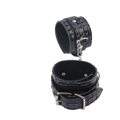 Наручники Chisa Surrender Wrist Restraints