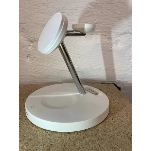 SwitchEasy Wireless Charger Stand MagSafe White (GS-103-235-290-12) for iPhone 15 I 14 I 13 I 12 series and Apple Watch (Зарядные устройства) (77670328) Stylus Approved фото 7