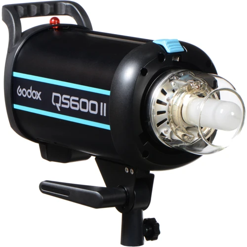 Студийная вспышка Godox QS-600II: Производитель Godox