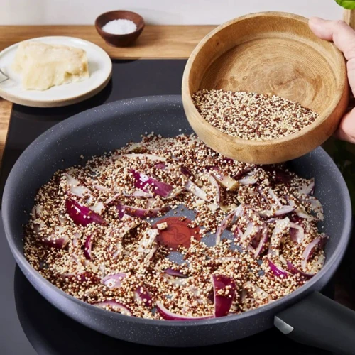 Сковорода Tefal Cook Natural 30 см (B5790702): Материал ручки Бакелит