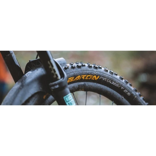 Покришка беськамерная Continental Der Baron Projekt 27.5 "x2.6 (сто один тисячі триста вісімдесят один): Тип покришки Фолдінговая (корд складаний)