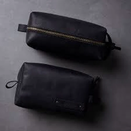 Косметичка INCARNE Limit с ручками Черный L 24x16x11см: Тип Косметичка