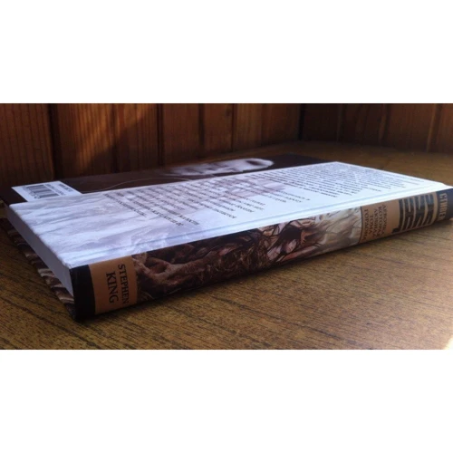 Стивен Кинг: Девочка, которая любила Тома Гордона: ISBN 978-5-17-107674-0