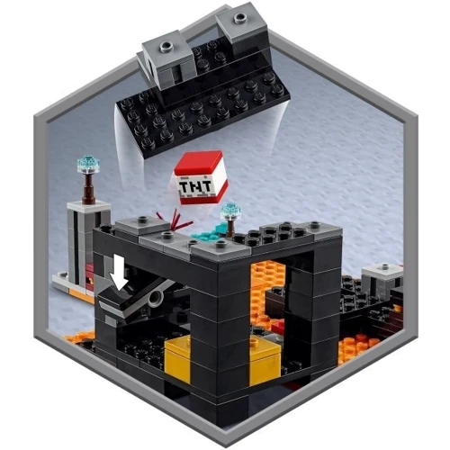 Конструктор LEGO Minecraft Бастион Нижнего мира 300 деталей (21185) фото 5