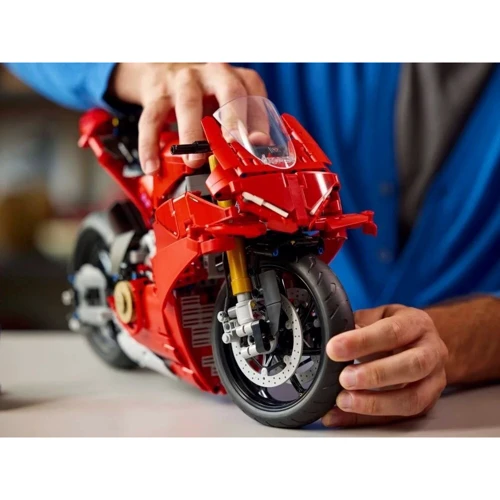 Конструктор LEGO Technic Мотоцикл Ducati Panigale V4 S 1603 деталі (42202) фото 9