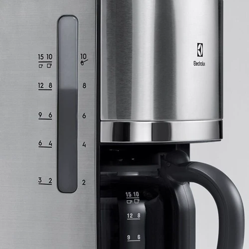 Кавоварка Electrolux EKF7700: Потужність, Вт 1080