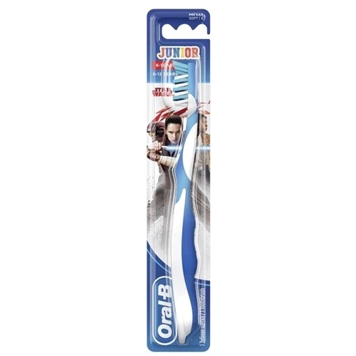 Oral-B Зубная щетка Junior Star Wars