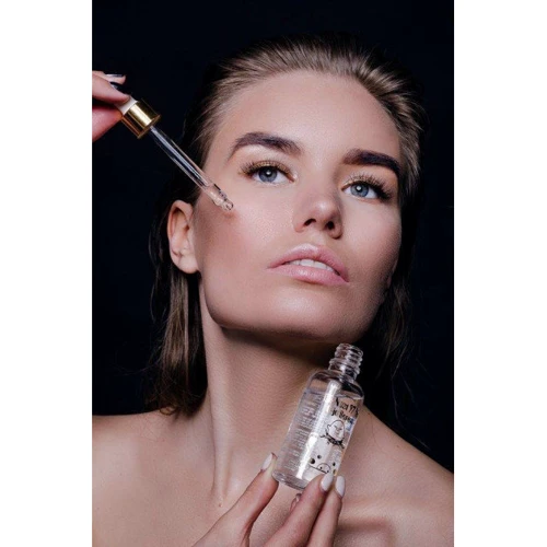 Elizavecca CF-Nest 97% B-jo Serum Сироватка для обличчя з екстрактом ласточкиного гнізда 50 ml: Час застосування універсальний