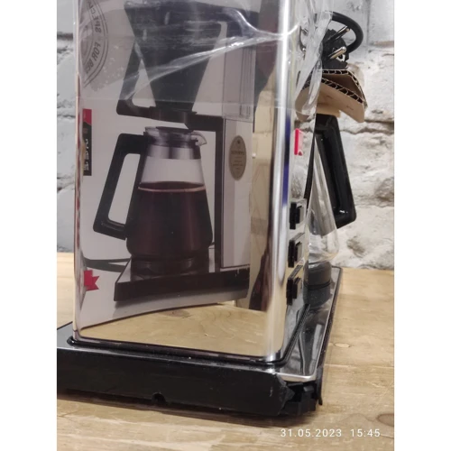 Melitta Aroma Signature Deluxe 1007-04 (Кофемашины и кофеварки)(78910232)Stylus Approved: Причина уценки Трещина на нижней части кофеварки (корпусная часть), рабочая, новая, полная комплектация