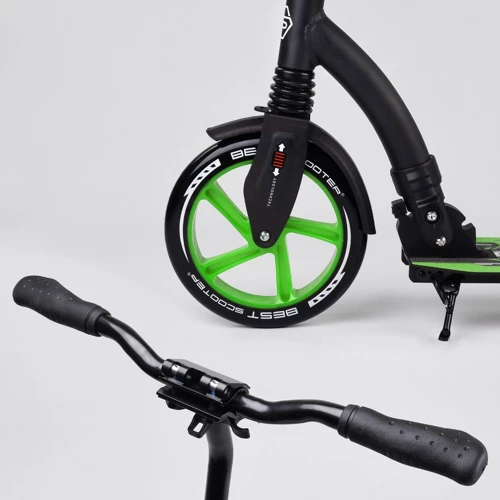 Самокат двухколесный Best Scooter с PU колесами, амортизатором, широким рулем, зажимом для руля Black/Green (94767): Тип тормоза ножной
