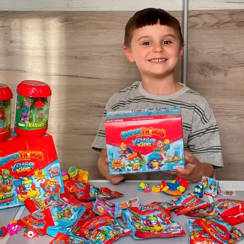 Фігурка SUPERTHINGS серії Kazoom Kids S1 (в асортименті) (PST8D850IN00)