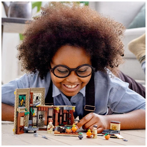 LEGO Harry Potter В Хогвартсе: урок гербалогии (76384) фото 10
