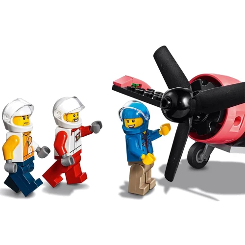 Конструктор LEGO City Воздушная гонка (60260): Количество деталей, шт. 140