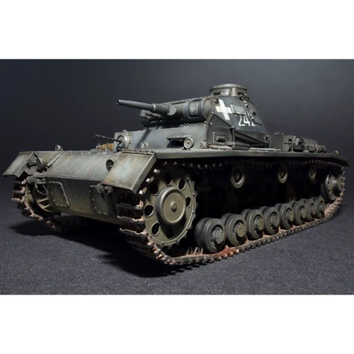 Сборная модель MiniArt Средний танк Pz.III Ausf D (MA35169) фото 11