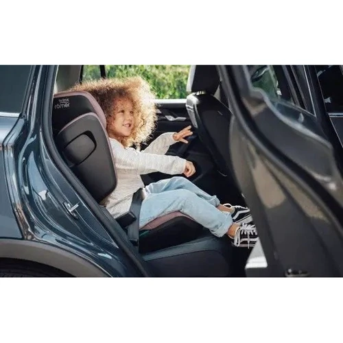 Автокрісло Britax-Romer Kidfix Pro M Classic Midnight Grey (2000040457): Регулювання высота подголовника, высоты внутренних ремней