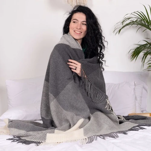 Плед Love You мериносовый клетка белый-светло-серый-темно-серый 140x200 см (4502)